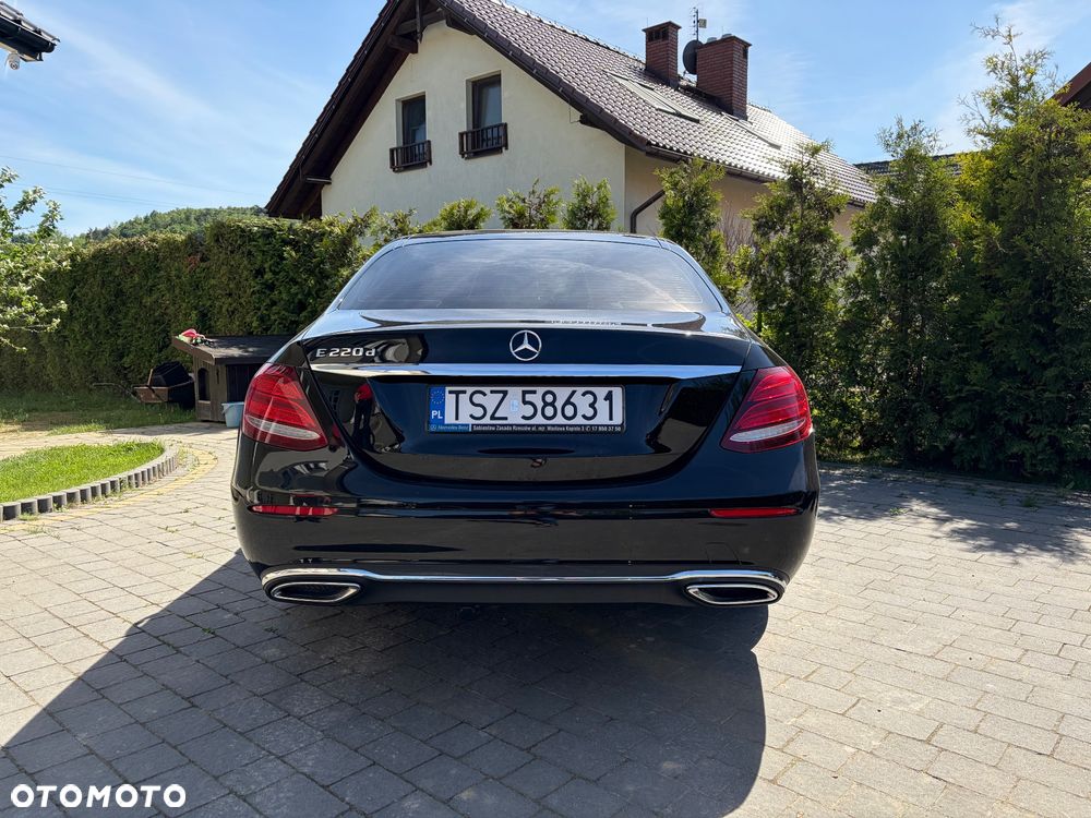 Mercedes-Benz Klasa E 220 d 9G-TRONIC - 5