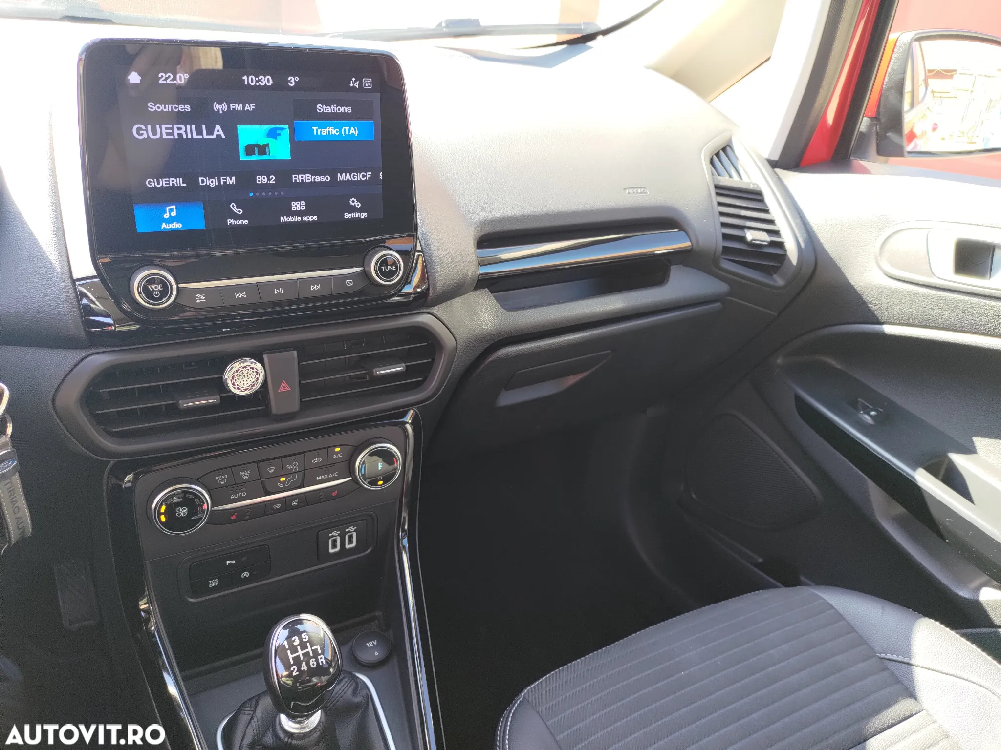 Ford EcoSport 1.0 EcoBoost Titanium - 9