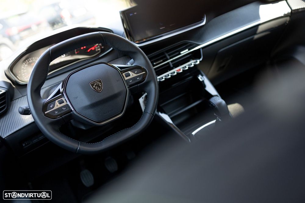 Peugeot 208 1.2 PureTech Active - 28