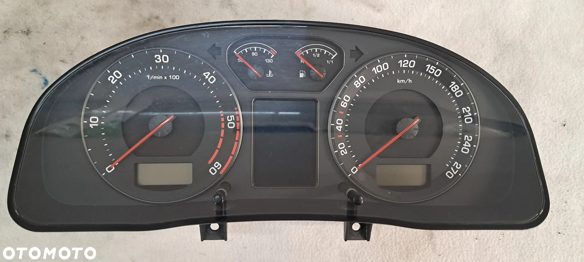 Licznik Zegar Skoda Superb I TDI FUL FIS 3U0920841A - 2