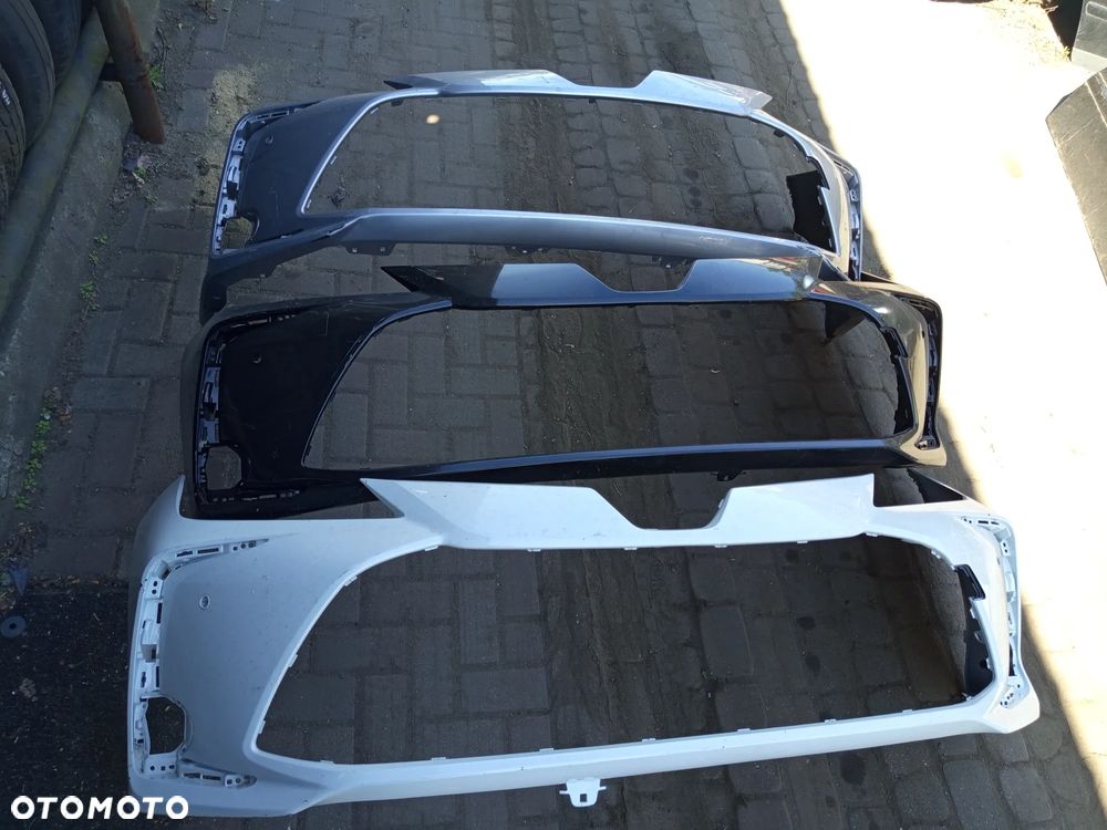 ZDERZAK PRZEDNI TOYOTA COROLLA E21 SEDAN 18- - 1
