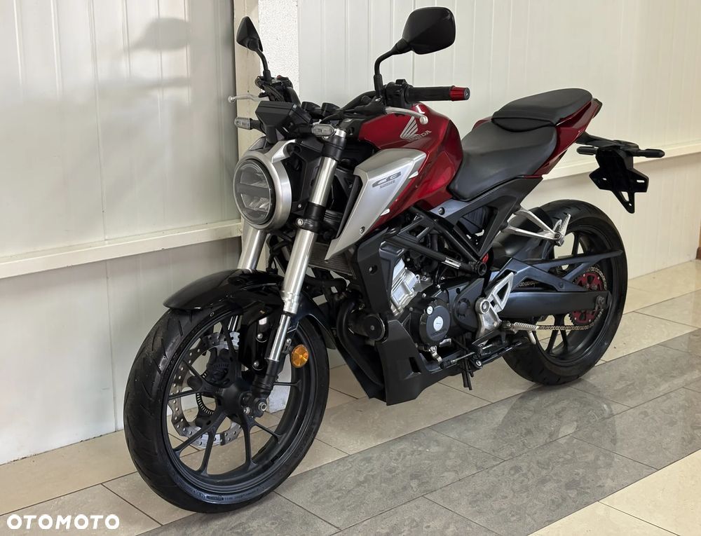 Honda CB - 1