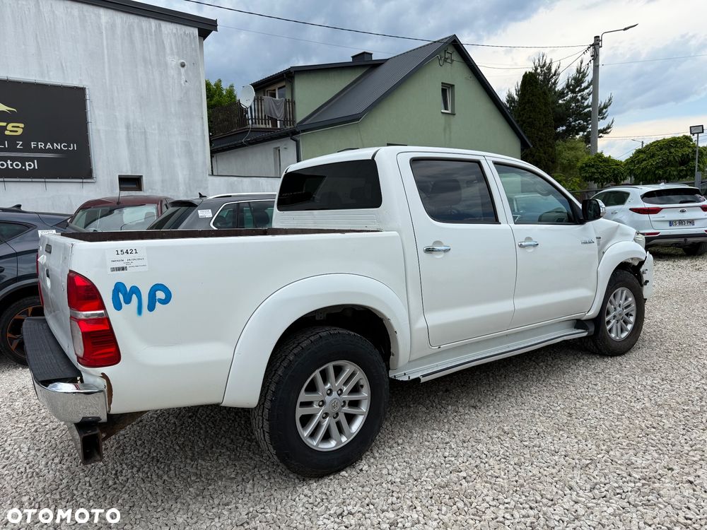 Toyota Hilux - 7