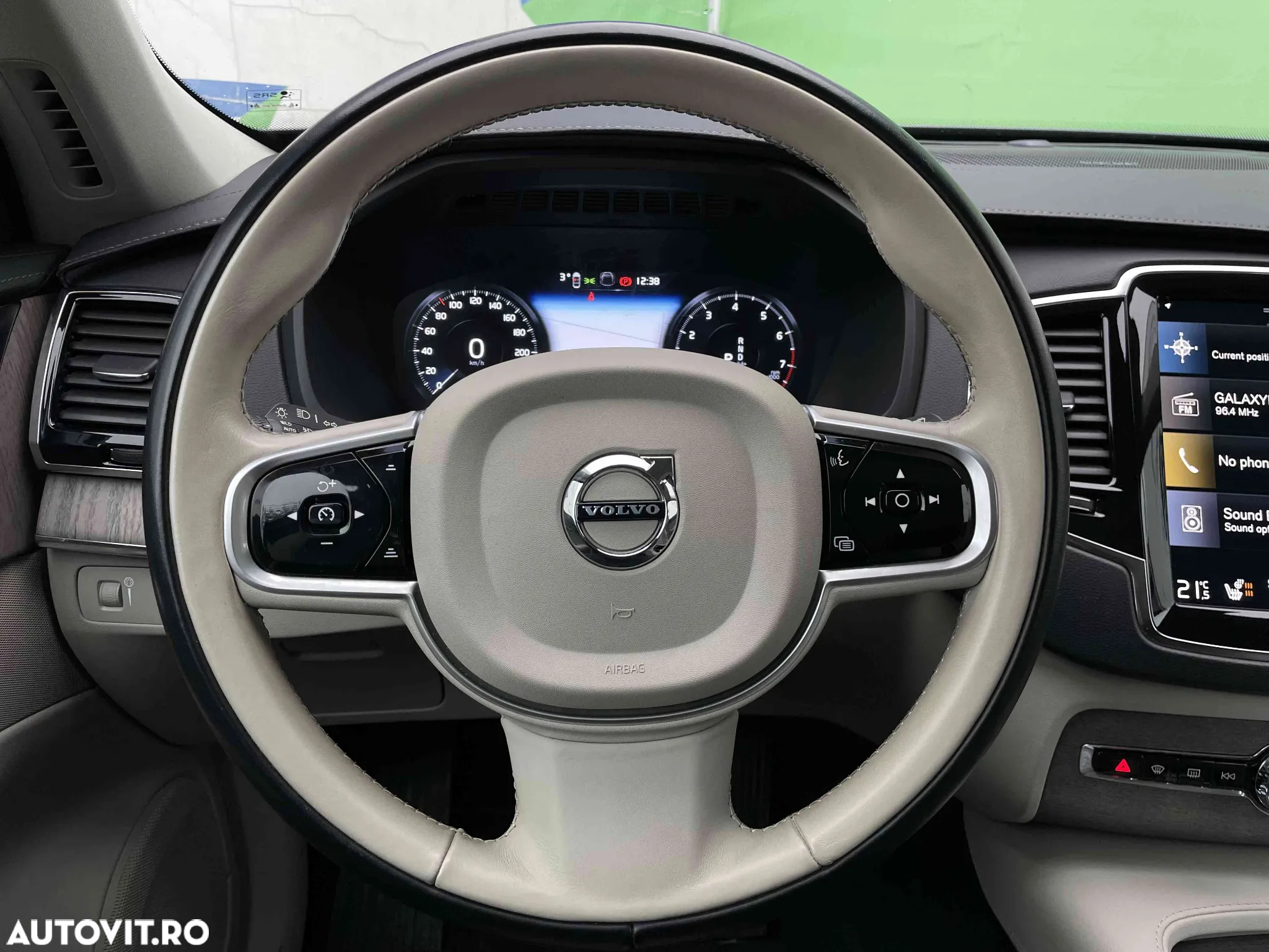 Volvo XC 90 - 10