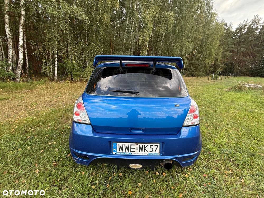 Suzuki Swift 1.3 Club - 6