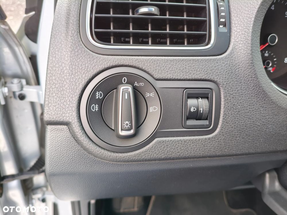 Volkswagen Polo 1.2 TSI BMT Comfortline - 24