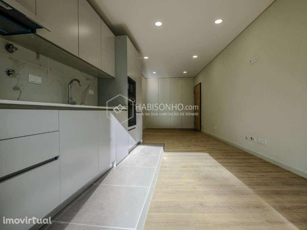 Andar Moradia T1 | Valongo | Alfena - Grande imagem: 2/17