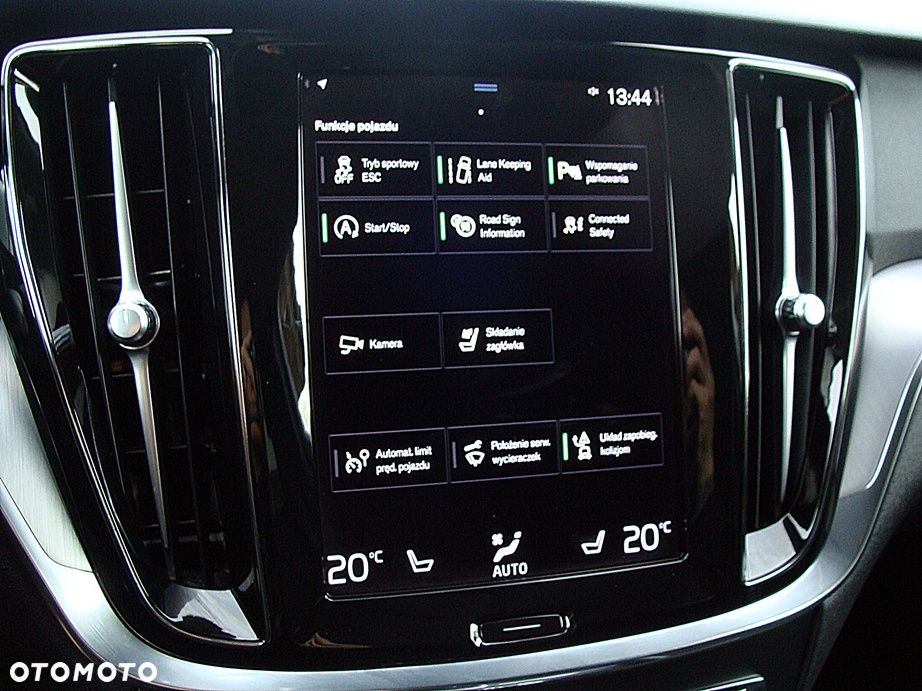 Volvo V60 D3 SCR Momentum - 25