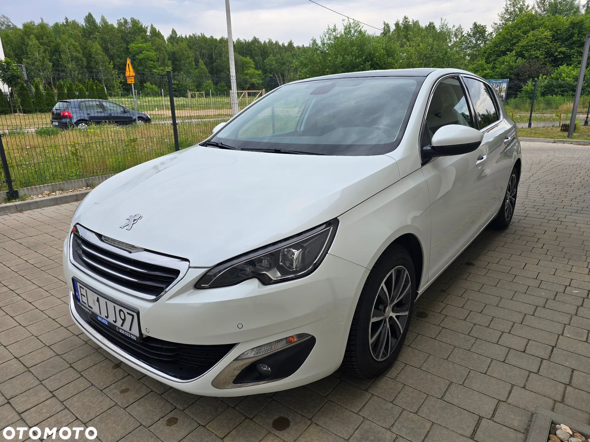 Peugeot 308 1.2 PureTech Allure S&S - 1