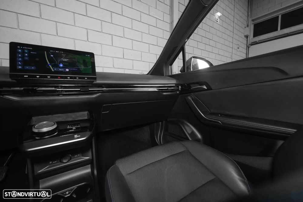MG MG4 77 kWh Extended Range Luxury - 38