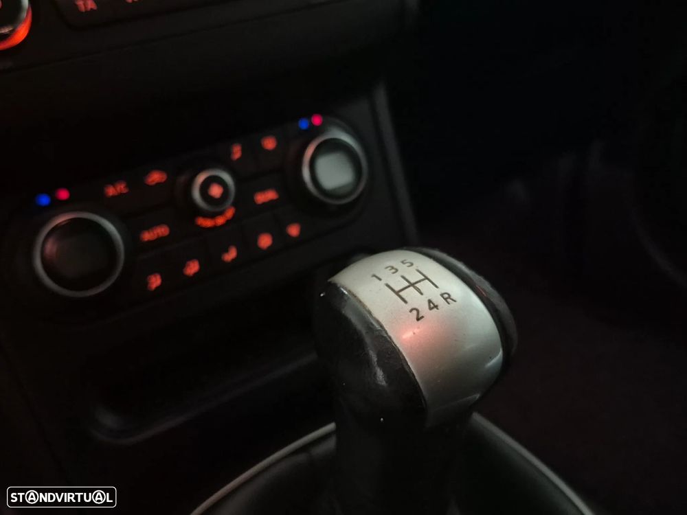 Nissan Qashqai 1.6 S&S Acenta - 13