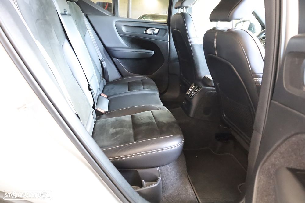 Volvo XC 40 1.5 T5 PHEV R-Design - 43