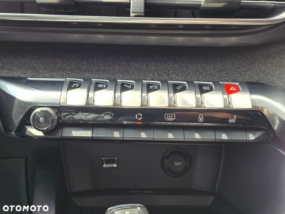 Peugeot 3008 1.6 THP Allure S&S EAT6 - 24
