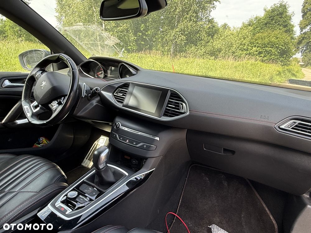 DESKA KONSOLA PEUGEOT 308 GT-LINE T9 2.0 HDI - 3