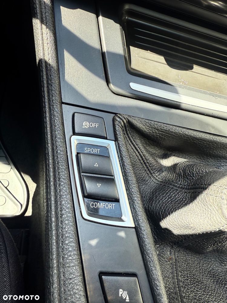 BMW Seria 5 520d Blue Performance - 22