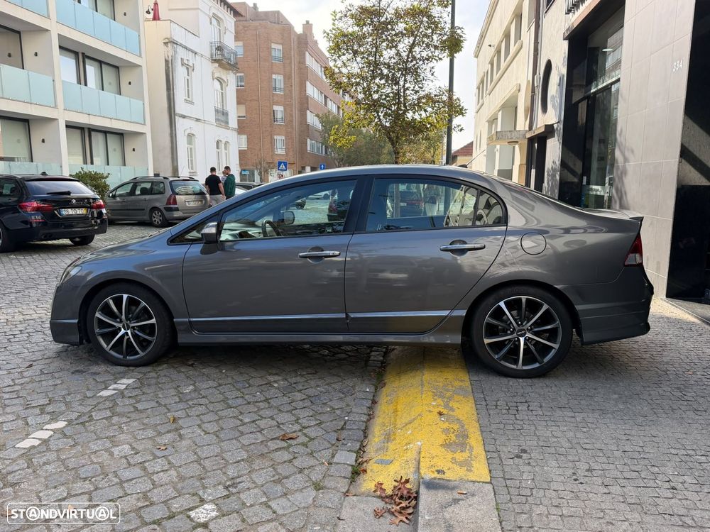 Honda Civic - 9