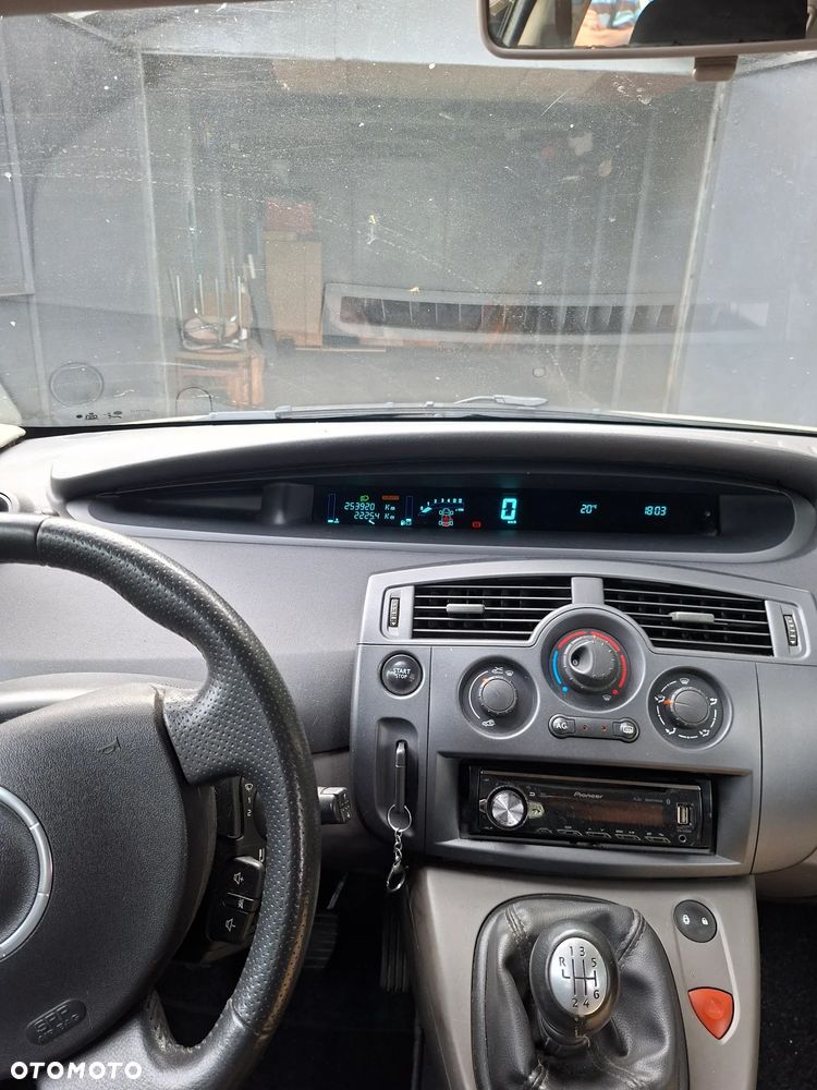 Renault Scenic 1.5 dCi Alize - 6