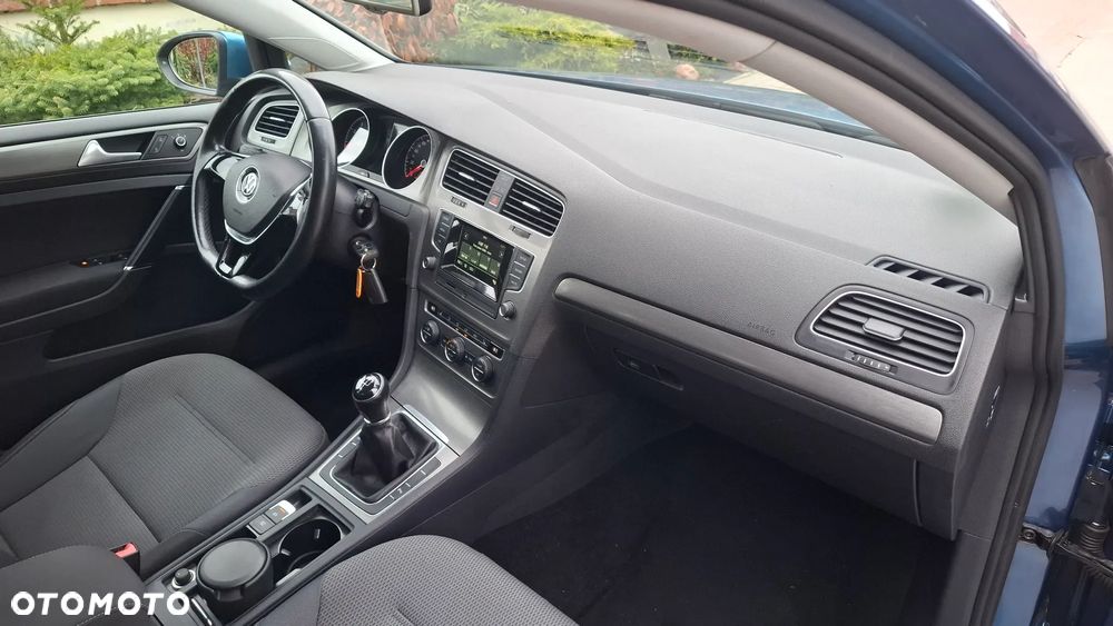 Volkswagen Golf 1.2 TSI BMT Trendline EU6 - 23