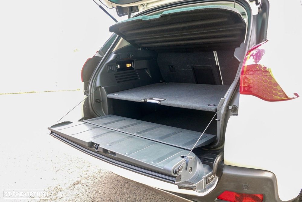 Peugeot 3008 1.6 e-HDi Active 2-Tronic - 21