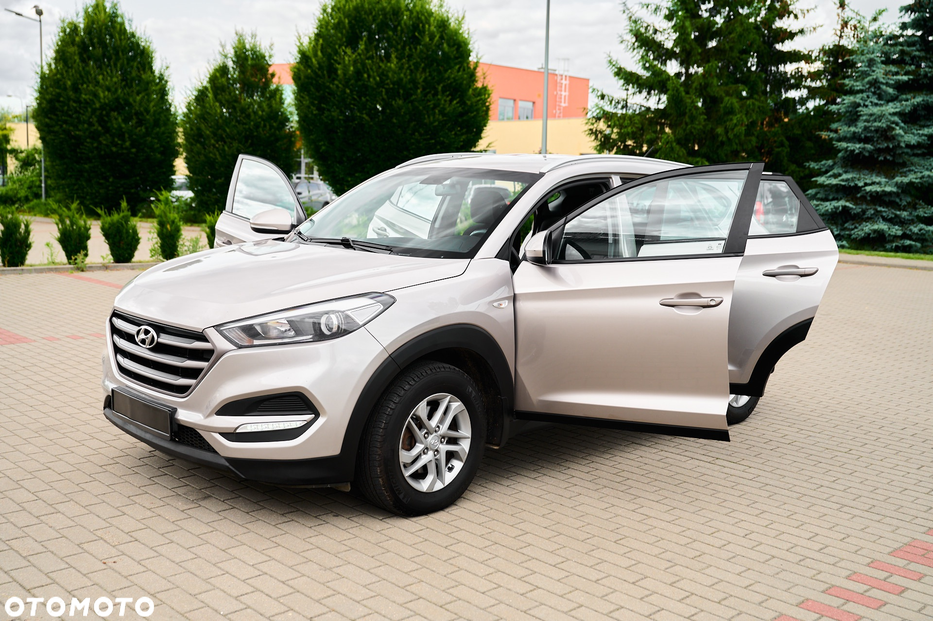Hyundai Tucson 2.0 CRDi 4WD Automatik Trend - 18