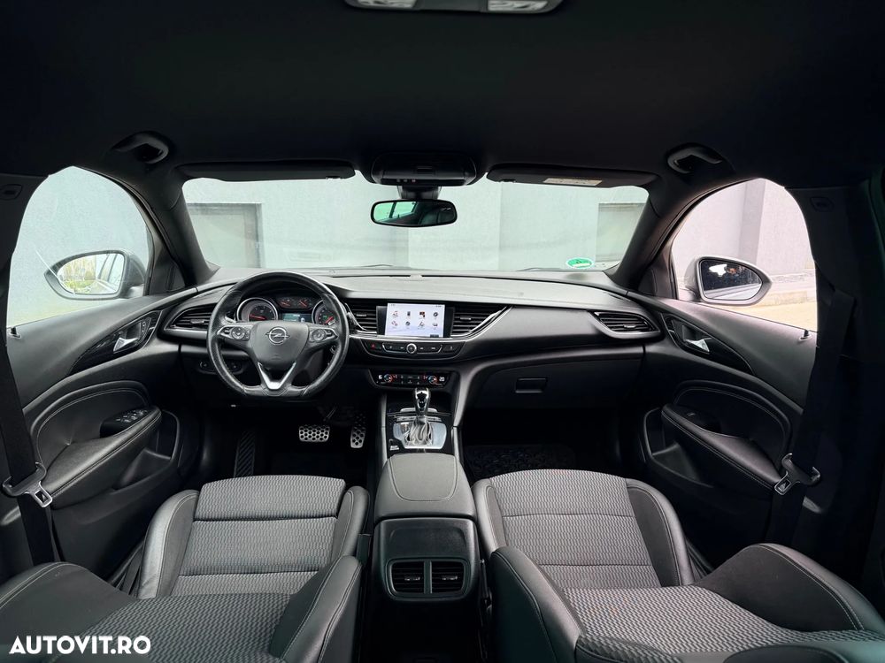 Opel Insignia 2.0 BiTurbo 4x4 Aut GSI - 8