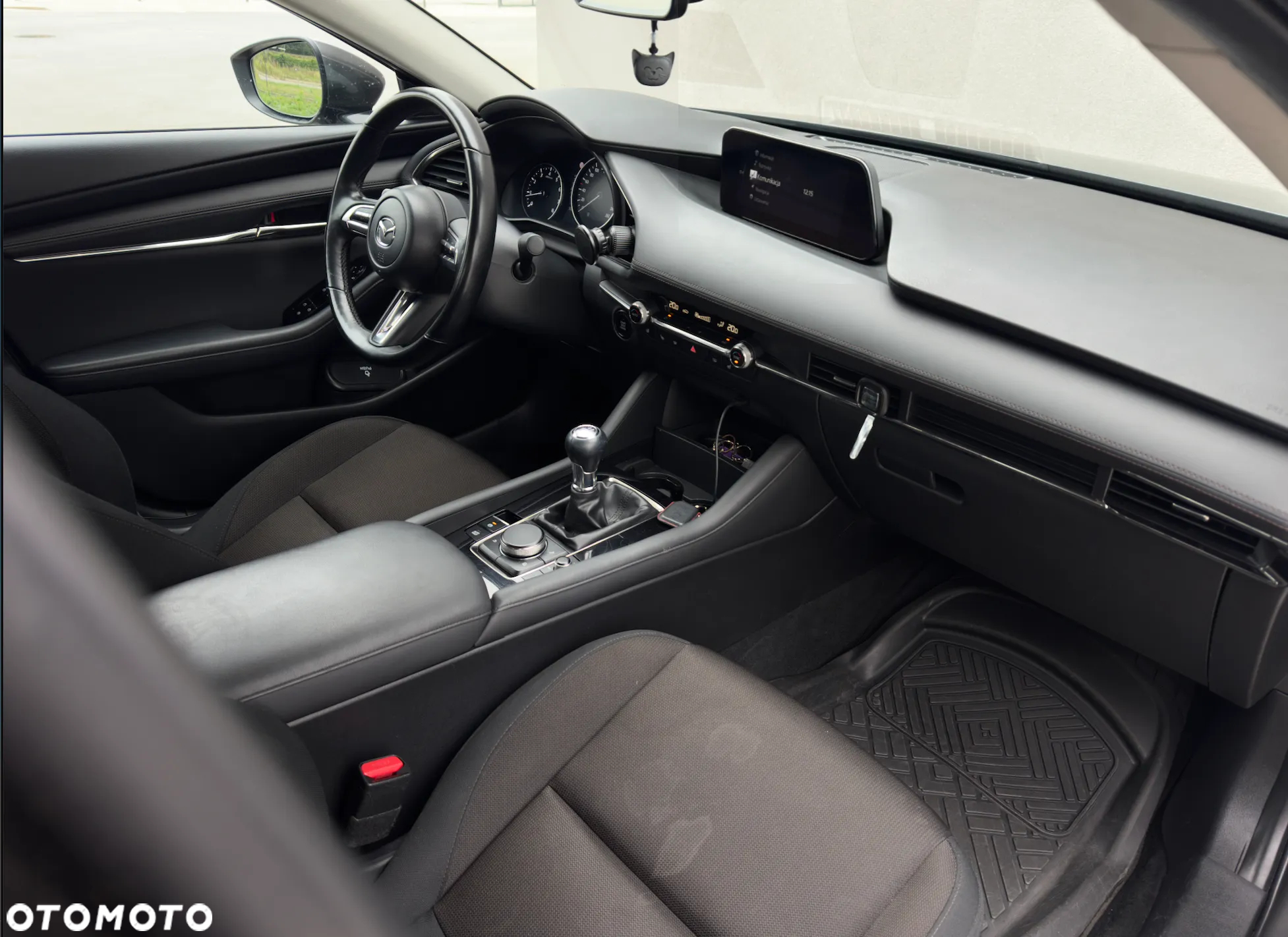 Mazda 3 - 12
