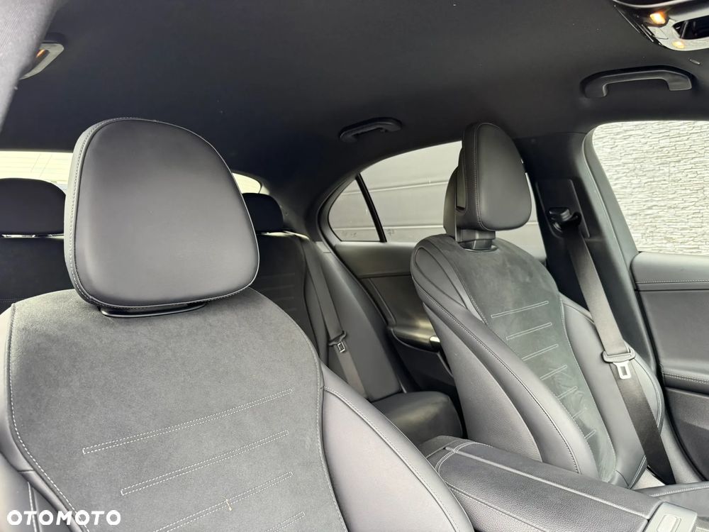 Mercedes-Benz Klasa C 220 d mHEV 4-Matic AMG - 21