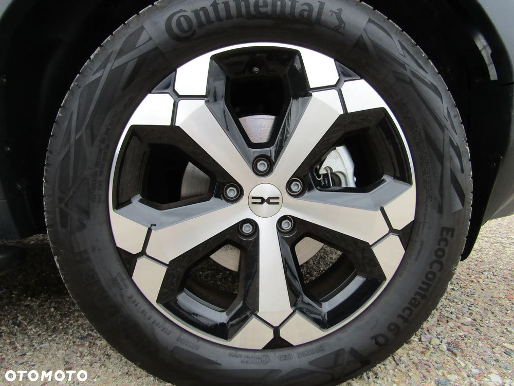 Dacia Duster 1.6 Full Hybrid 140 Journey MMT - 29