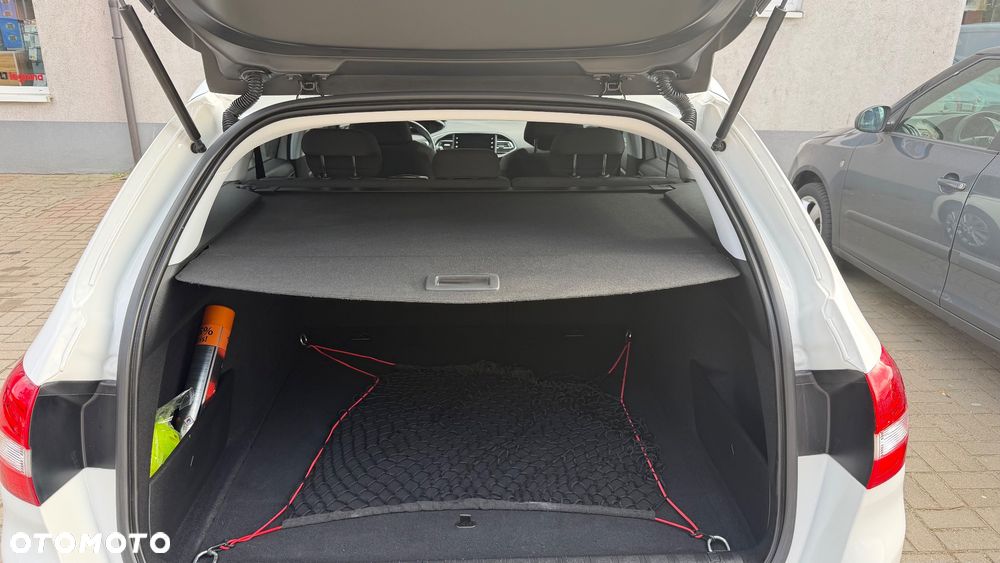 Peugeot 308 BlueHDi 130 EAT8 Stop & Start Allure Pack - 9