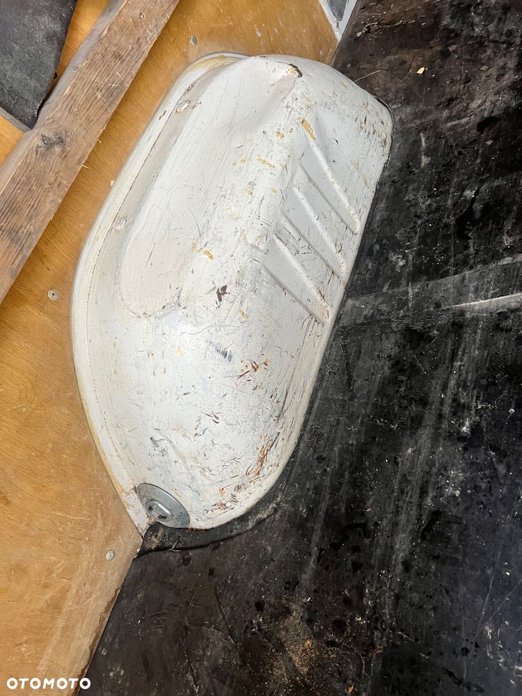 Mercedes-Benz Sprinter - 13