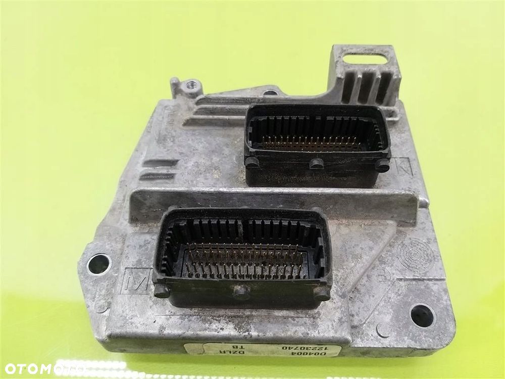 Komputer sterownik silnika Opel Astra III H 1.6B  2004-2009 DELPHI 12230740 - 1