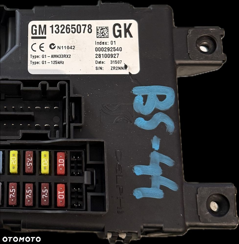 Skrzynka Bezpieczników / Modul Sterownik Komfortu Opel Corsa D 13265078 - 2