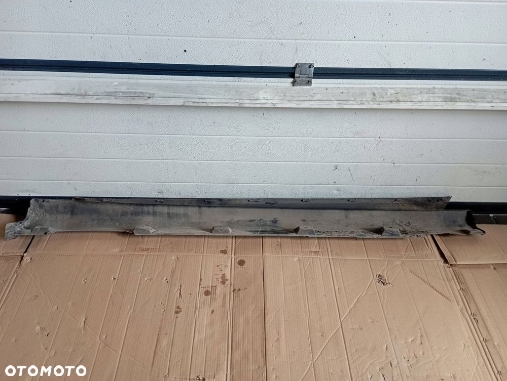 FORD FOCUMS MK3 LISTWA PROGOWA LEWA BM51-A10155-A - 2