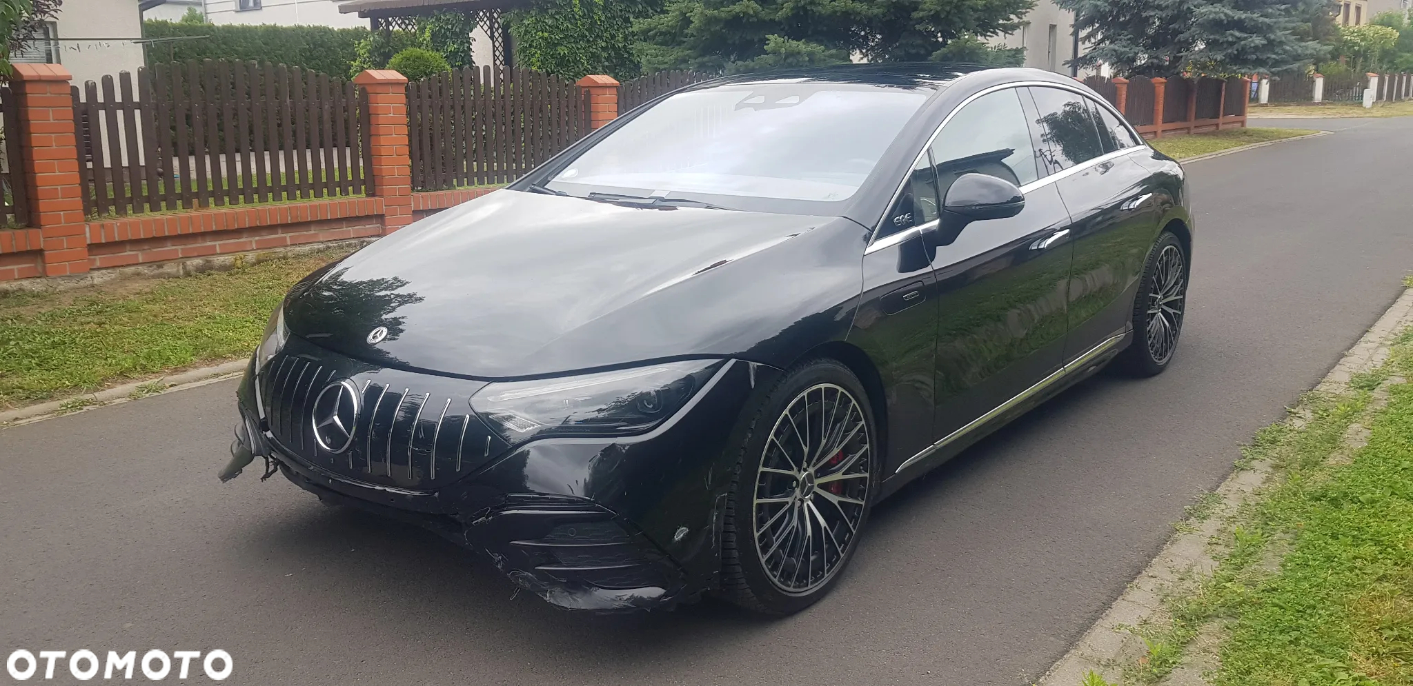 Mercedes-Benz EQE AMG 43 4Matic - 2