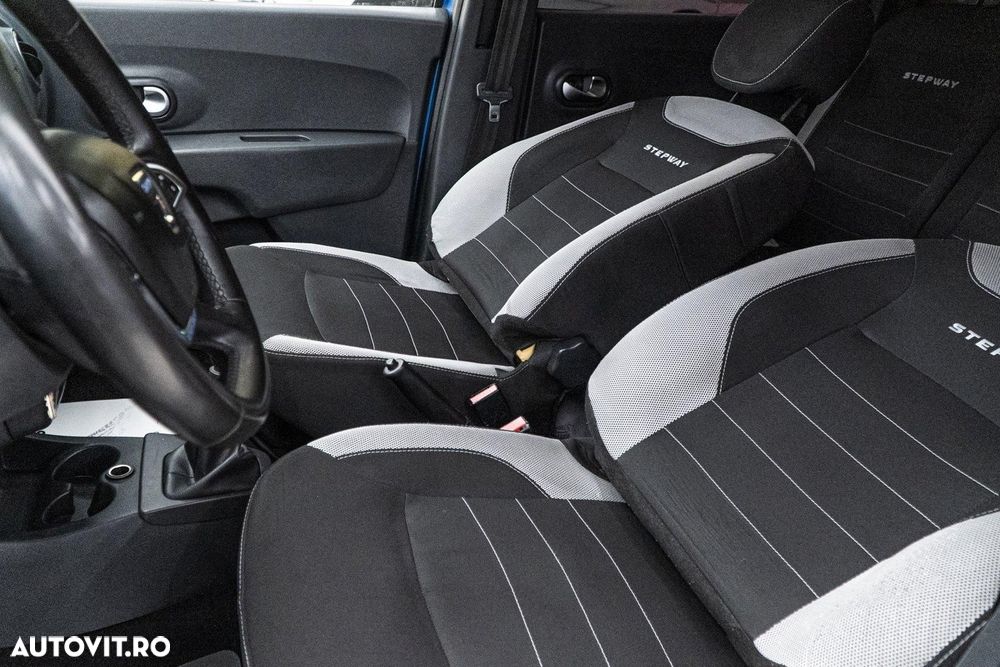 Dacia Lodgy 1.5 dCi Stepway - 12