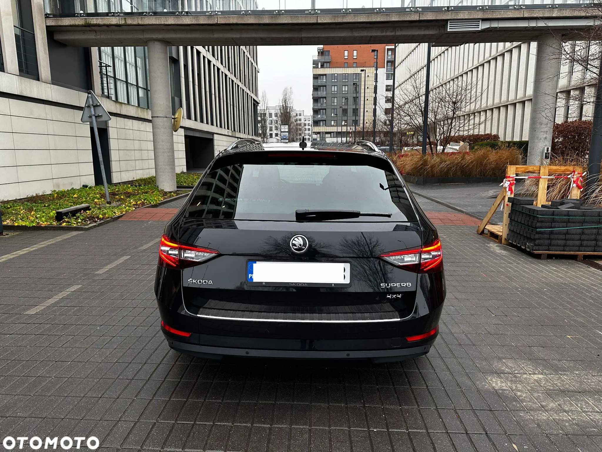Skoda Superb 2.0 TDI 4x4 Style DSG - 3
