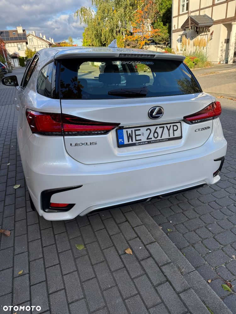 Lexus CT - 2