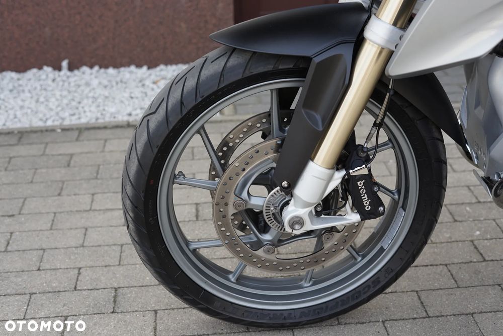 BMW R - 33