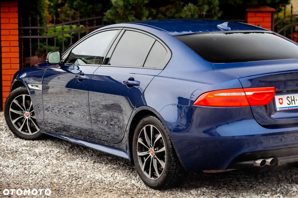 Jaguar XE 20d R-Sport Ingenium Edition - 8