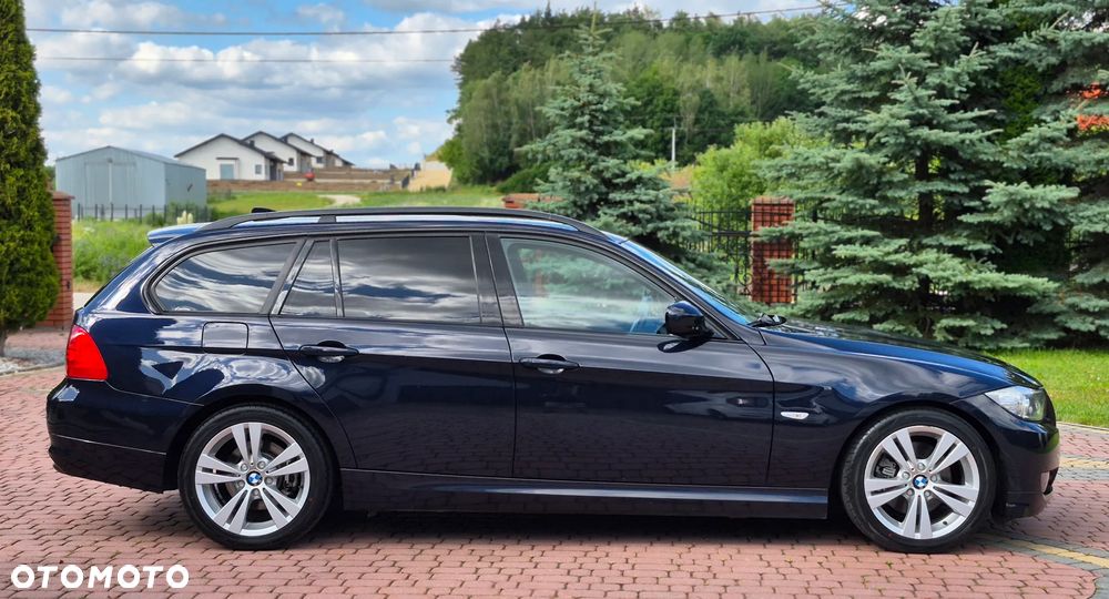 BMW Seria 3 320d xDrive - 3