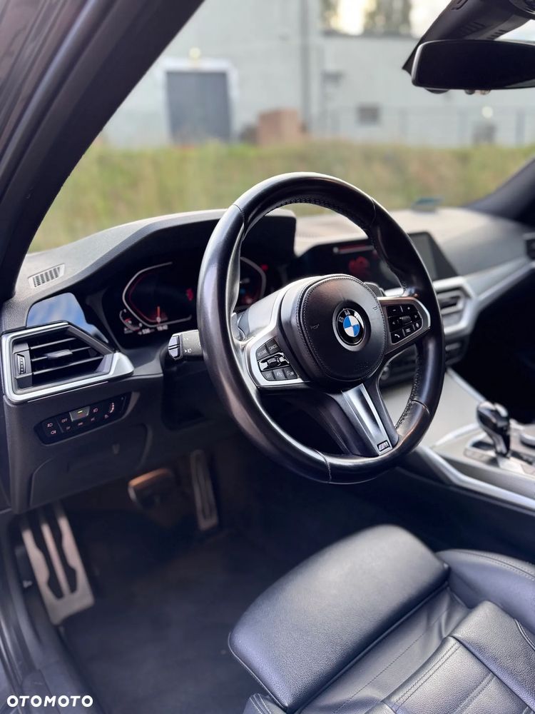 BMW Seria 3 320d xDrive MHEV M Sport sport - 13