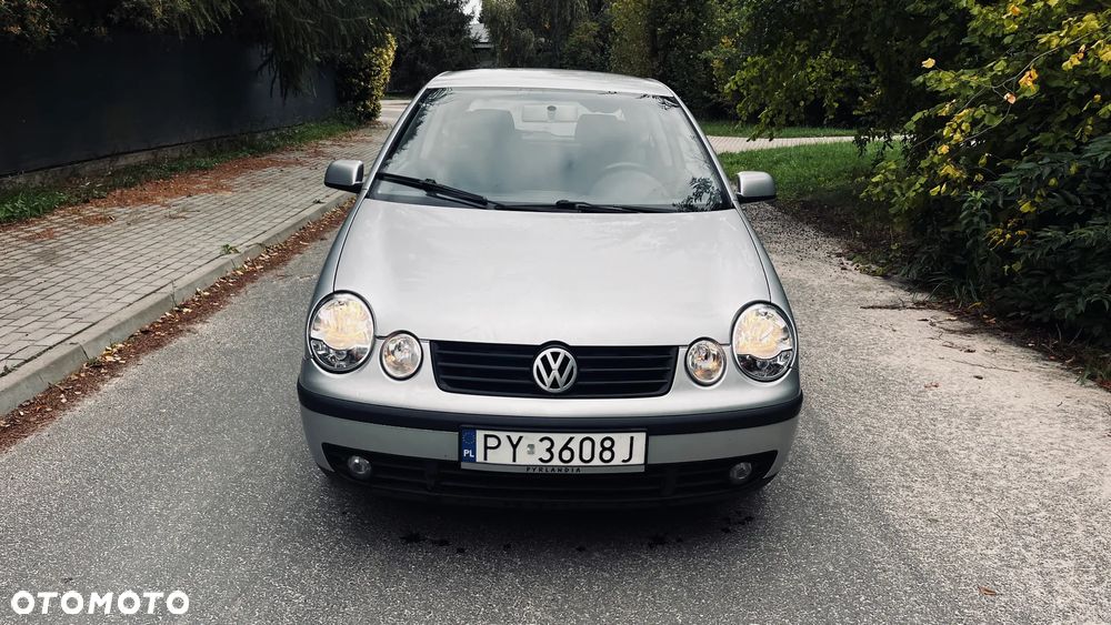 Volkswagen Polo 1.4 16V Comfortline - 5