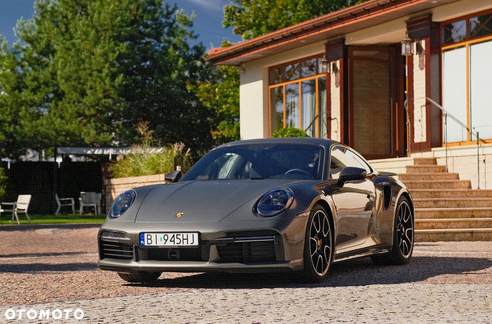 Porsche 911 Turbo S - 18
