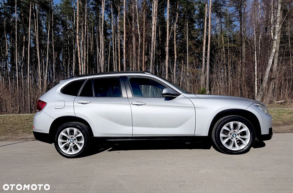 BMW X1 xDrive25d Sport Line - 2