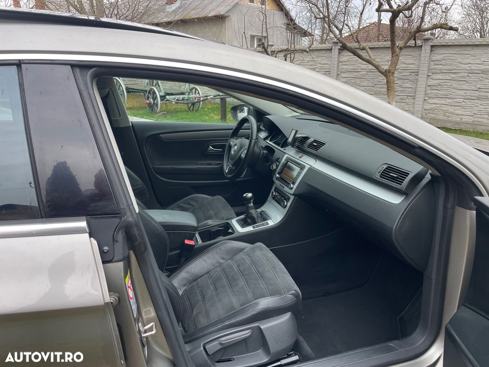 Volkswagen Passat CC - 14