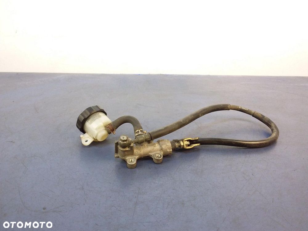 SUZUKI GSX 600F POMPA HAMULCOWA TYŁ - 3