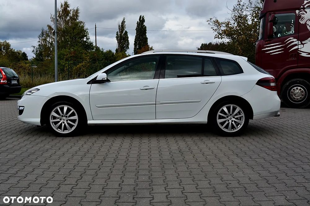 Renault Laguna dCi 150 FAP Start-Stop Limited - 15