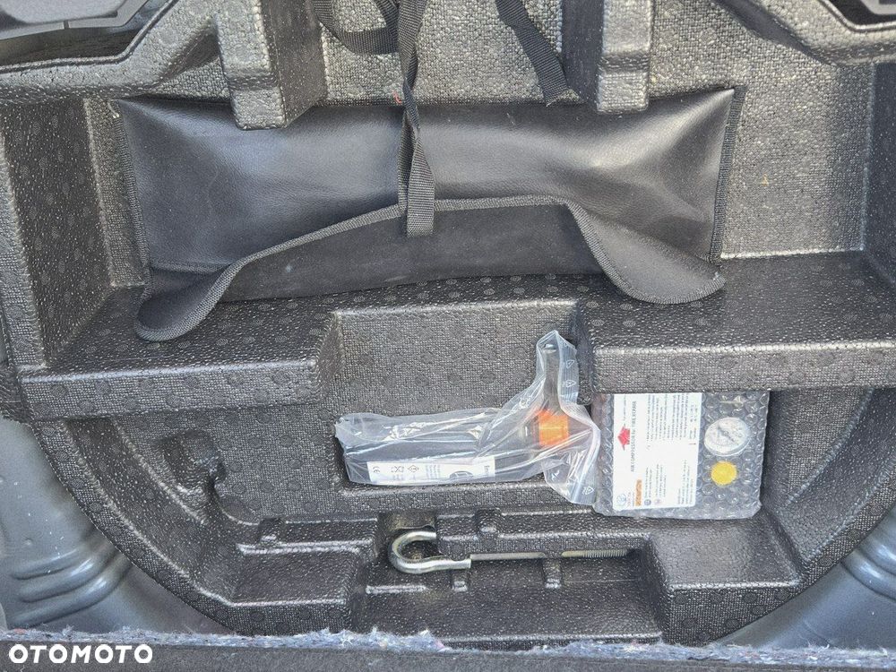 Toyota Yaris 1.33 Premium - 16