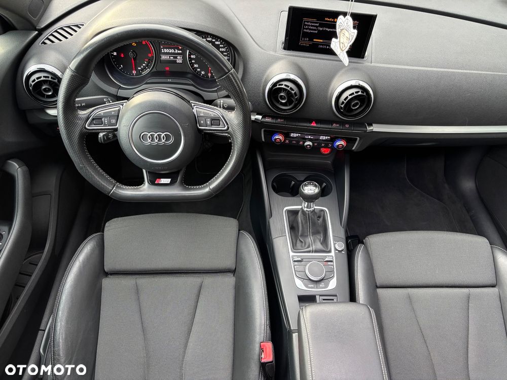 Audi A3 Sportback 1.6 TDI DPF S line Sportpaket - 10