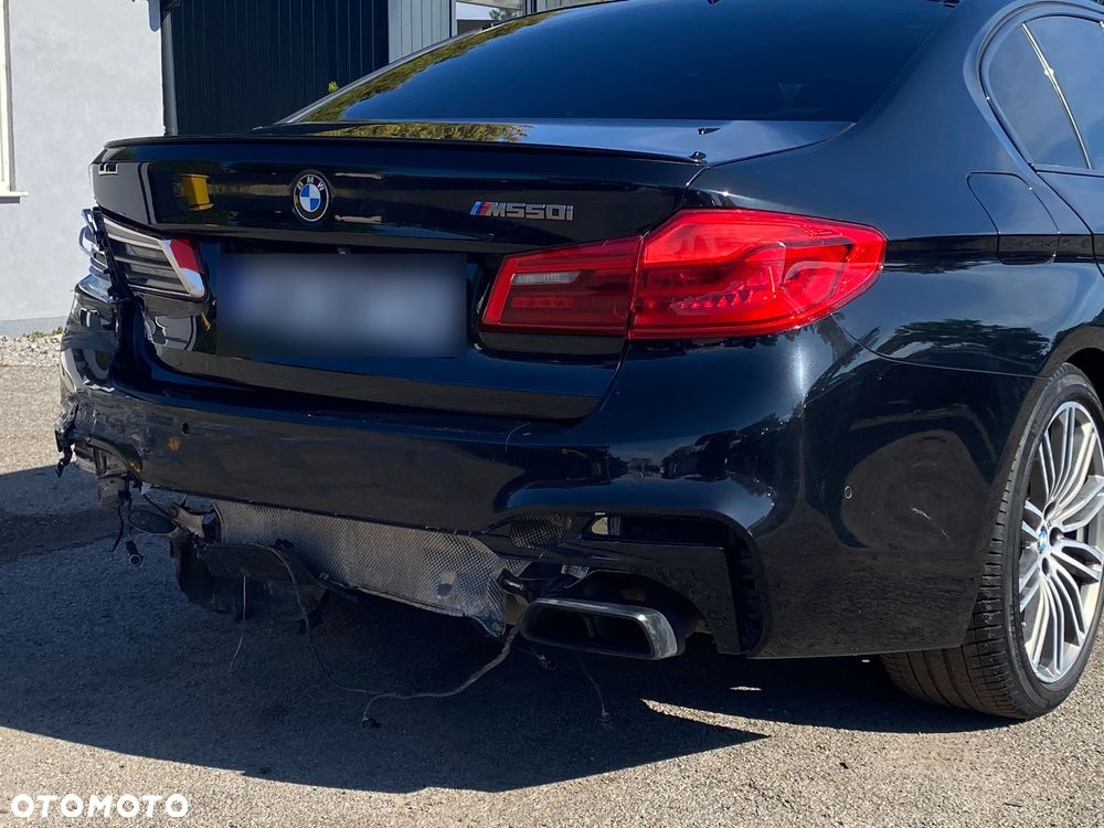 BMW Seria 5 M550i xDrive sport - 5